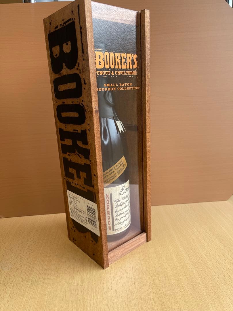 入手困難　ブッカーズ 2019-01E バーボンウイスキー 750ml 木箱付
