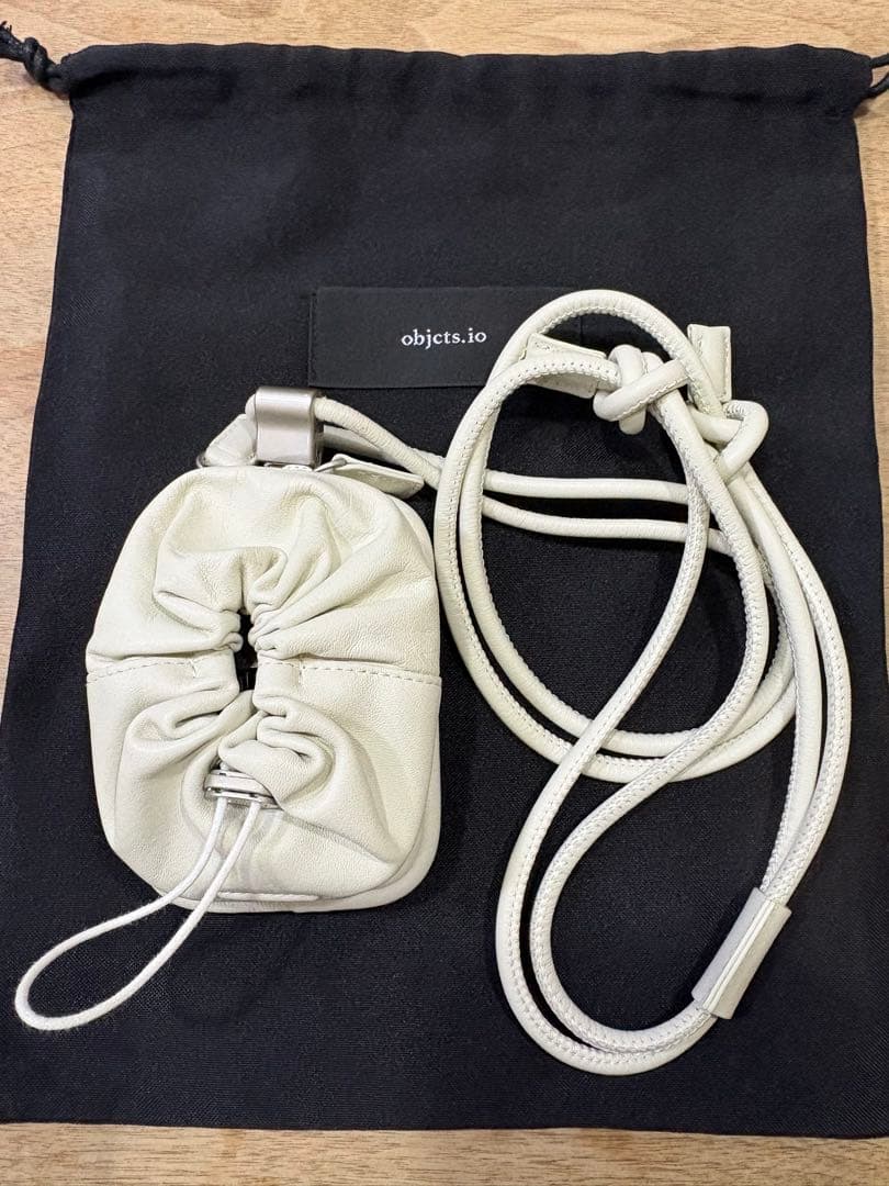 objcts.io ショルダーストラップ　アクセサリー レザーパース マシュマロ