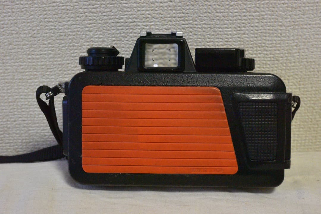 NIKONOS V 35mm F2.5 付き 純正ケース付き