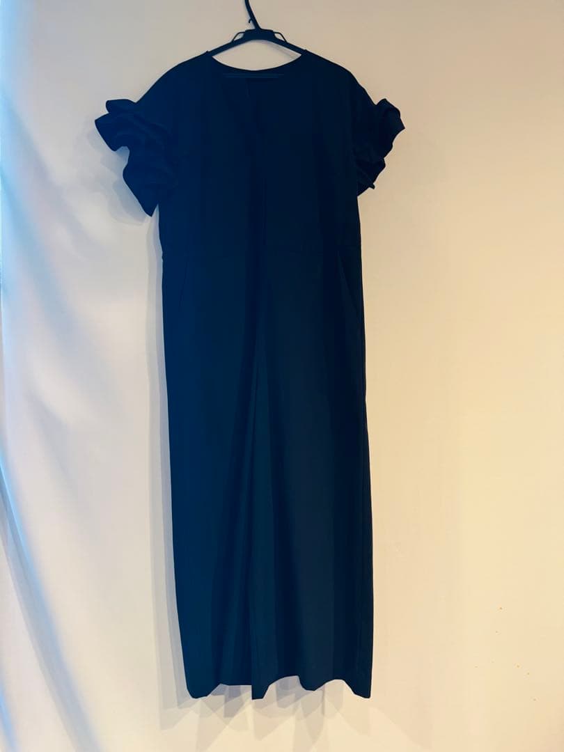 cadune 大人気 黒 オールインワン 34サイズ