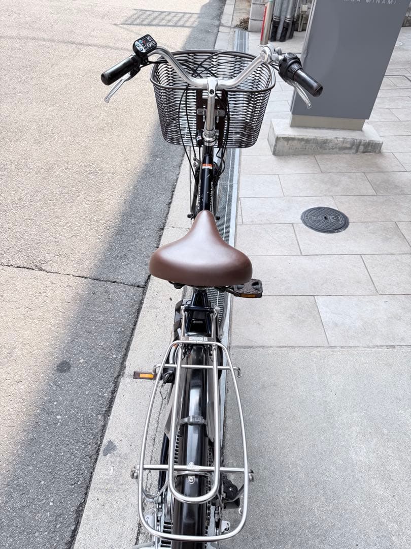 大阪府　ヤマハ　電動アシスト自転車 黒 バスケット付き