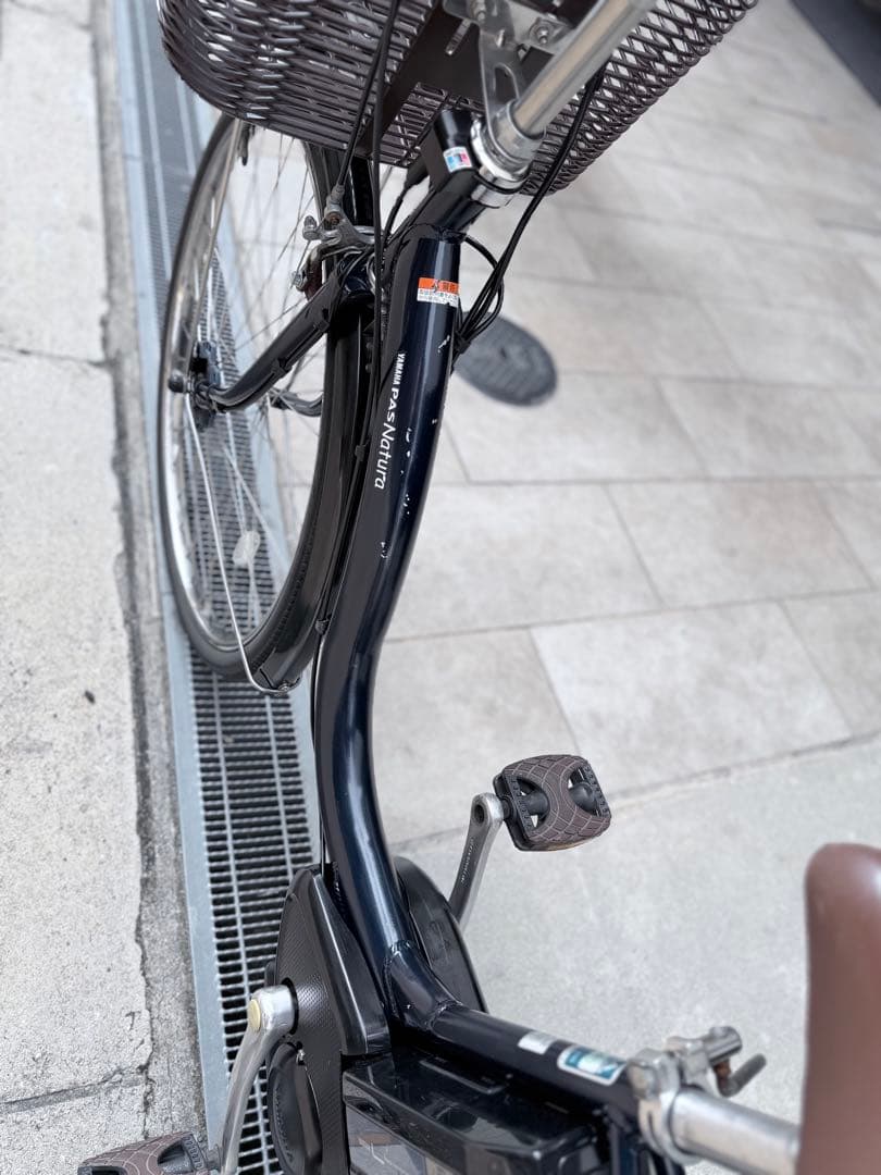 大阪府　ヤマハ　電動アシスト自転車 黒 バスケット付き