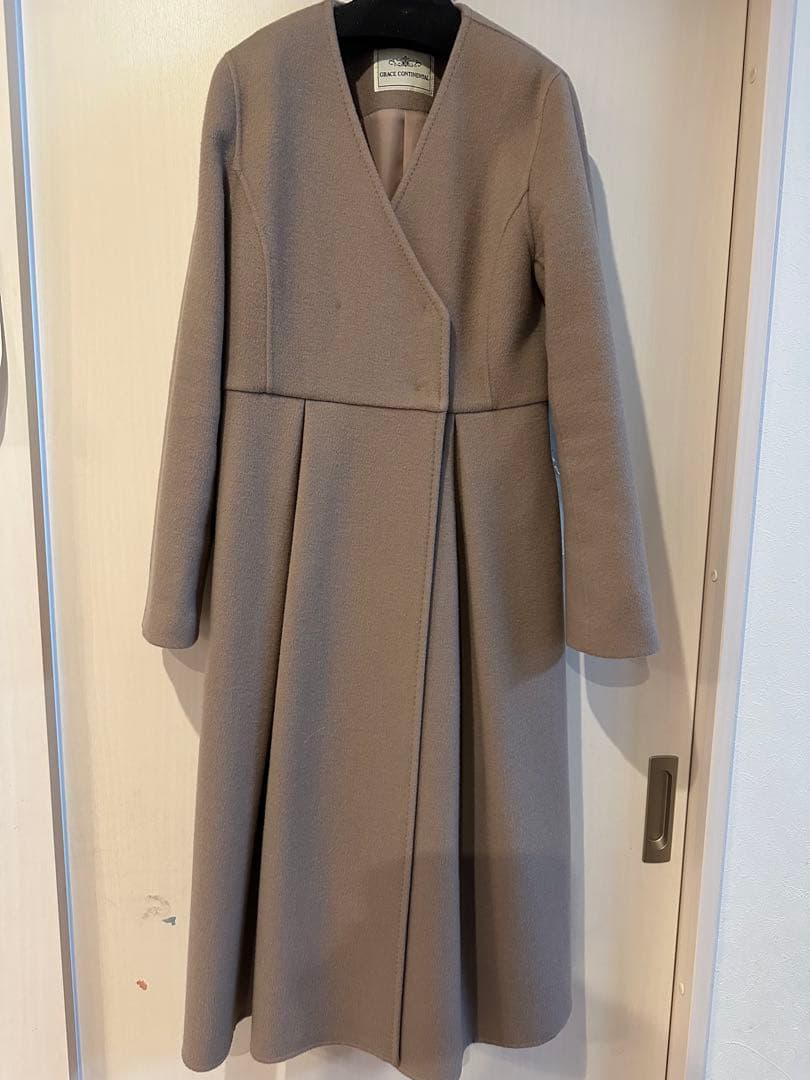 ノーカラーリバーコート