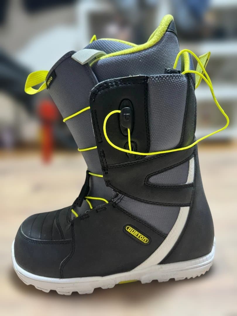 Burton Moto-Asian Fitスノーボードブーツ27JP オマケ付き