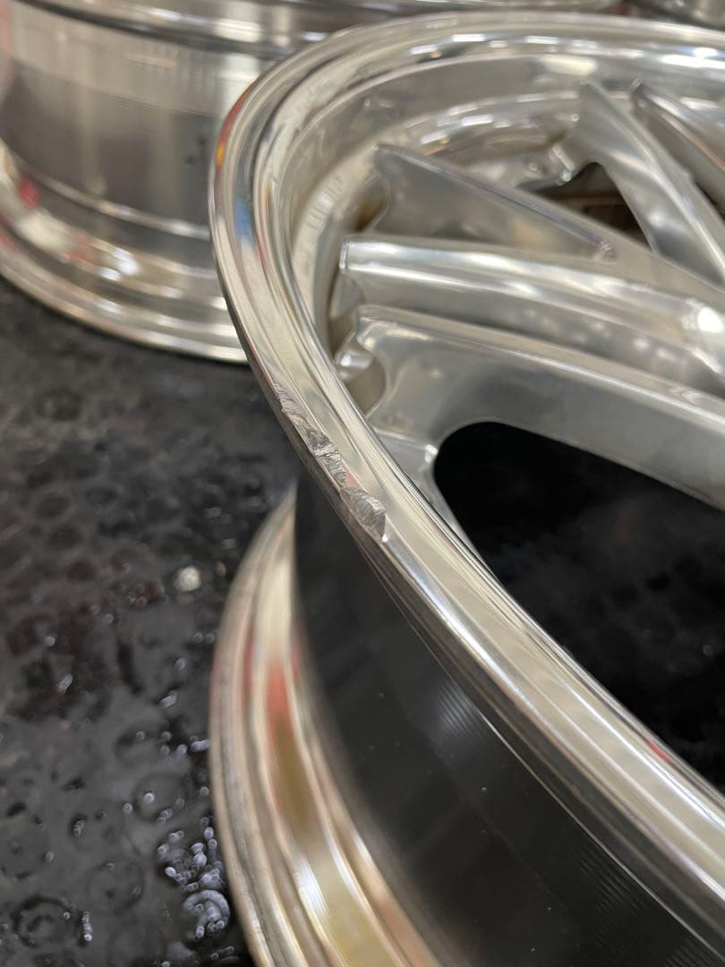 グノーシスCVX 22インチ　4本　ゆうひ