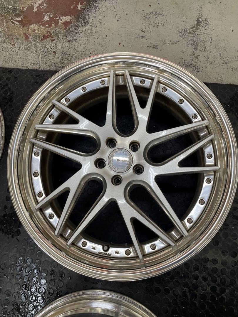 グノーシスCVX 22インチ　4本　ゆうひ