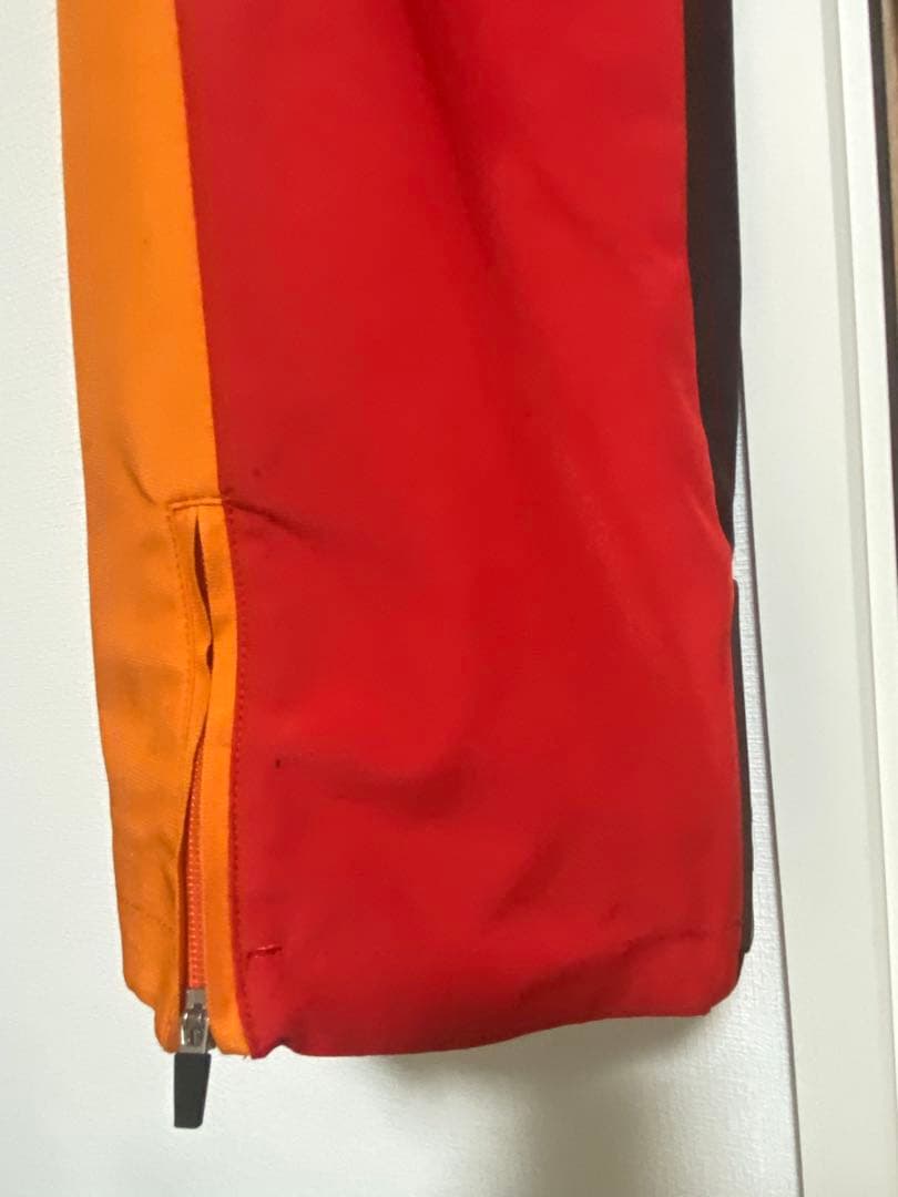 Nordica チームスキーウェア （デサントSサイズ赤/オレンジ/黒）