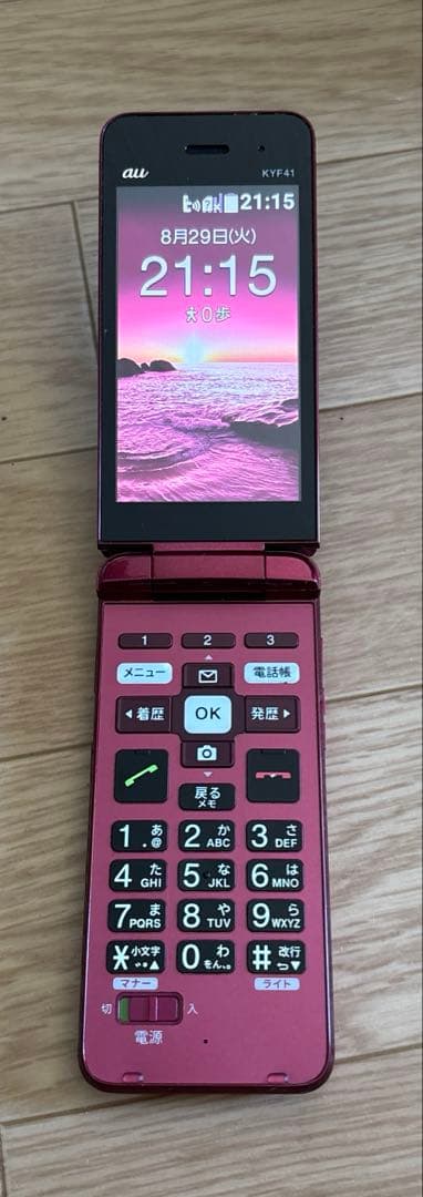 au KYF41 ピンク折りたたみ式携帯電話