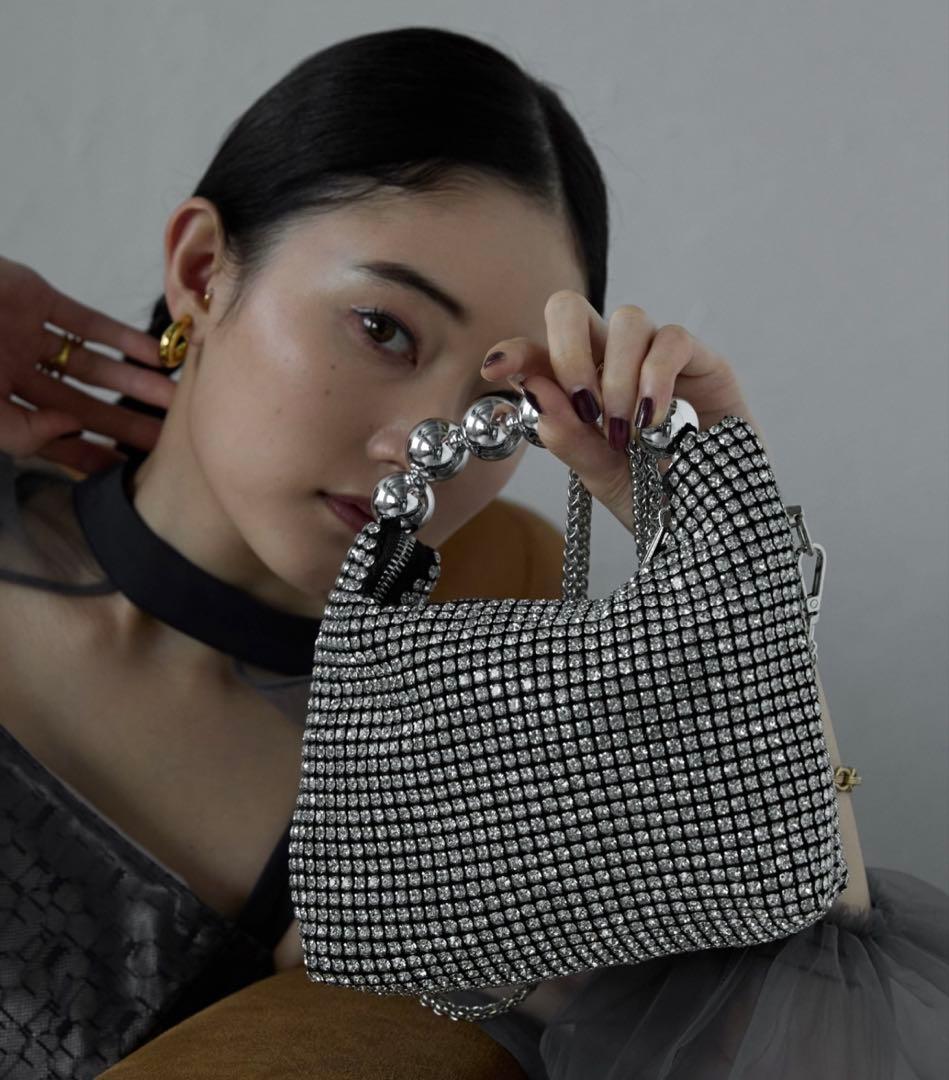 ラインストーンパールハンドルバッグ　パーティーバッグ　シルバー