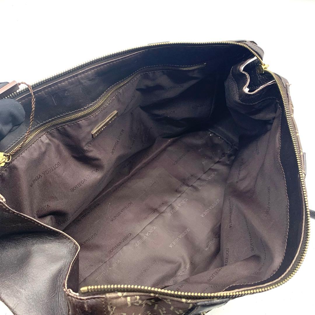 ボッテガヴェネタ　ＢＶロゴ　キャンバストートバッグ