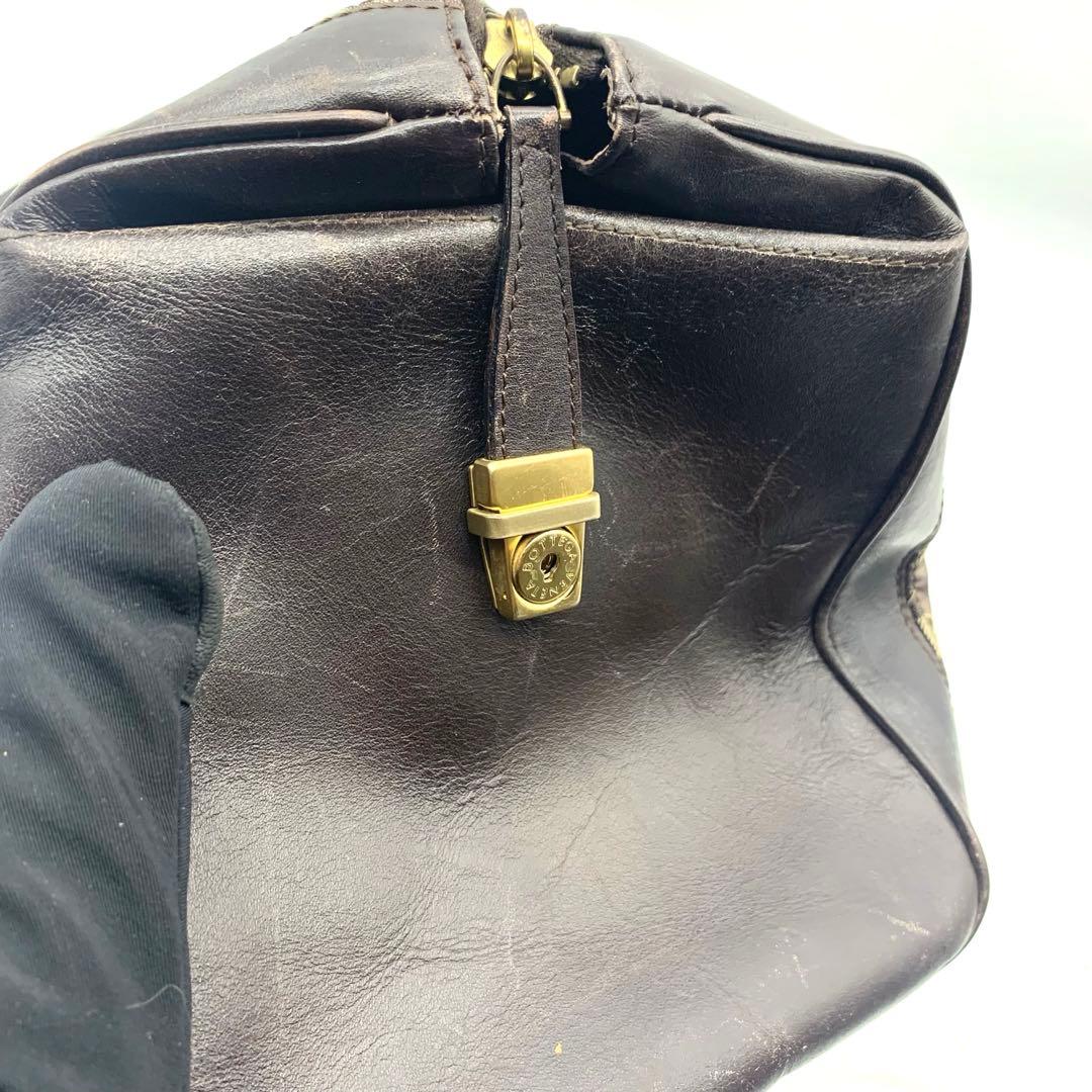 ボッテガヴェネタ　ＢＶロゴ　キャンバストートバッグ