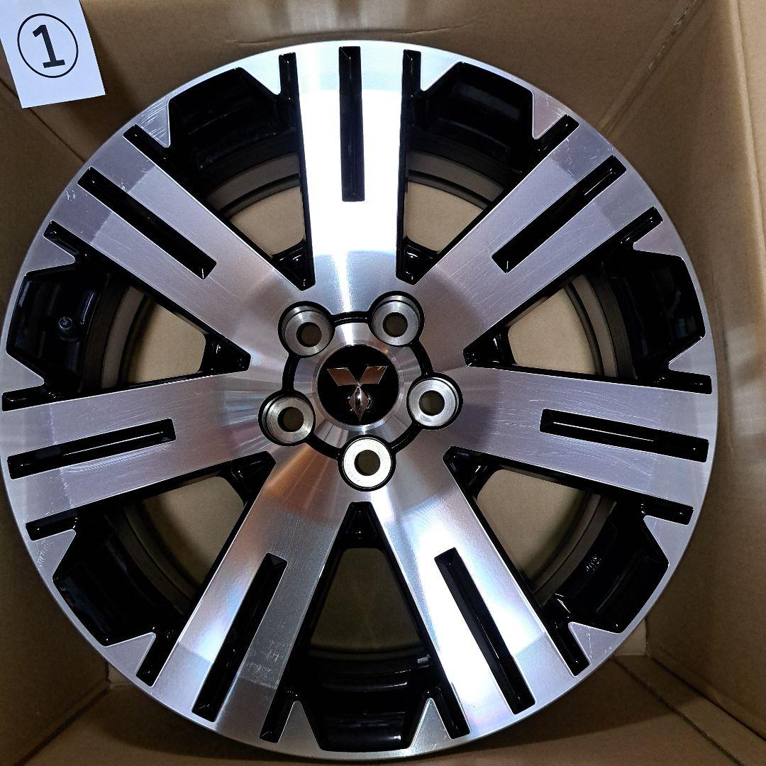 三菱デリカD5 新車外し純正ホイール１本