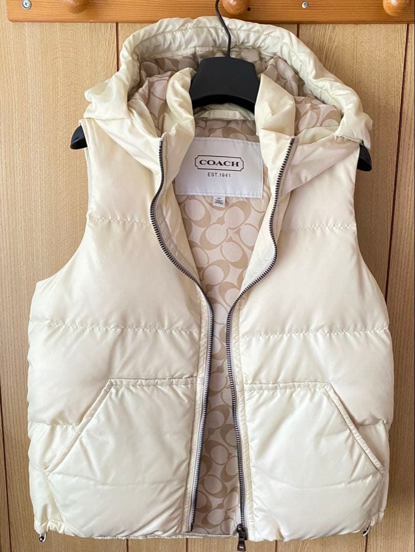 COACH フード付きダウンベスト S アイボリー