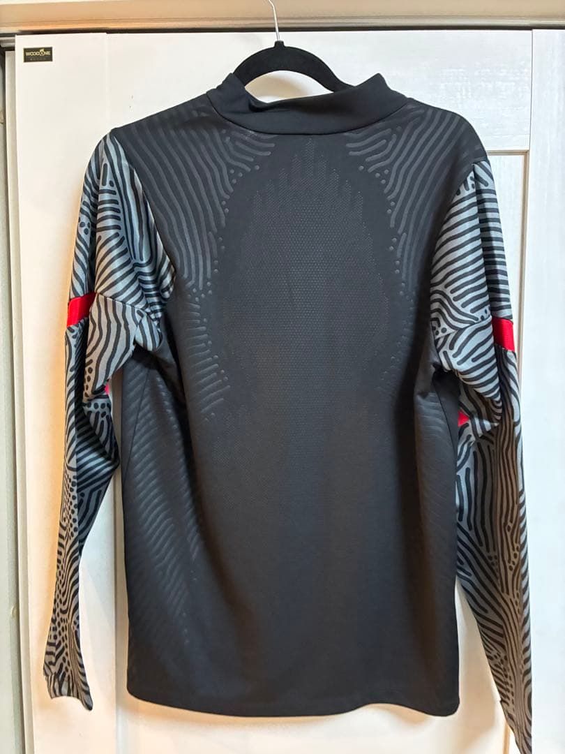 Liverpool FC Nike DRI-FIT ジャージ M上