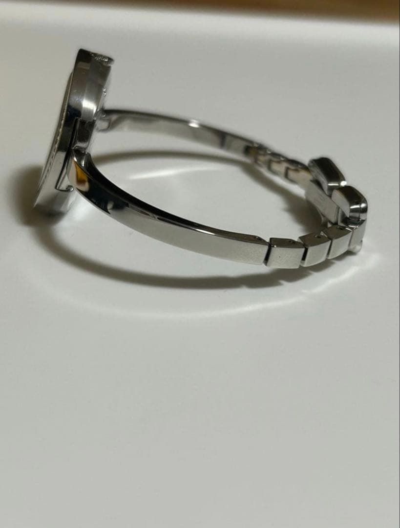 FENDI フェンディ腕時計ファー付き