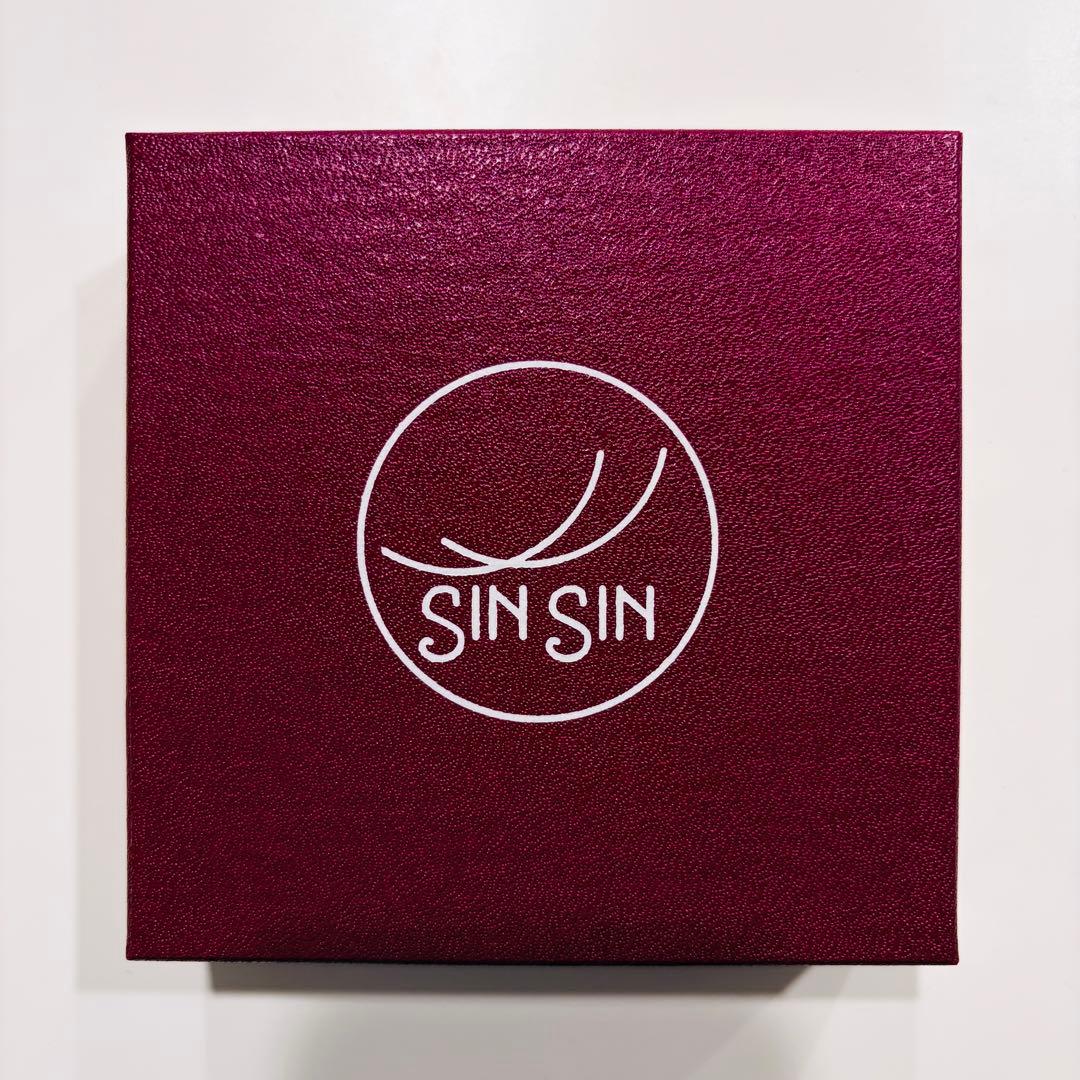 【試着のみ】　新進工房　SINSIN⭐︎キャレ-carreブラック　本革