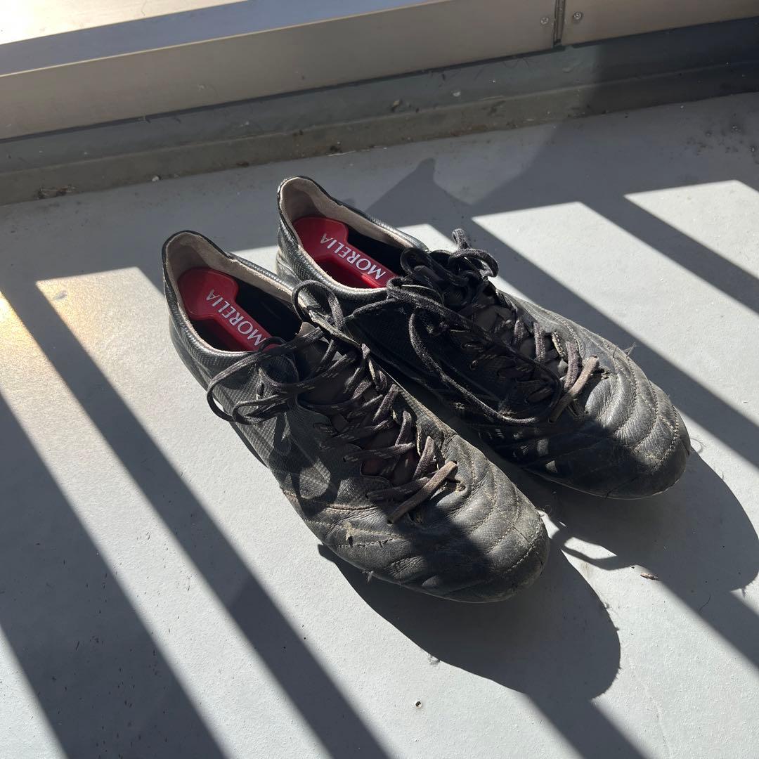 ミズノ　モレリアネオ2β限定デザイン