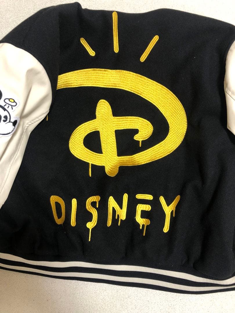 Disney 100  スタジャン　サイズM値下げした