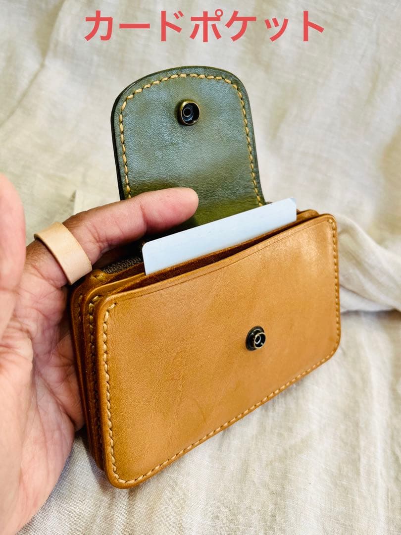 牛ヌメ革ミドルウォレット　本革を手縫いで製作したハンドメイドのオリジナルデザイン