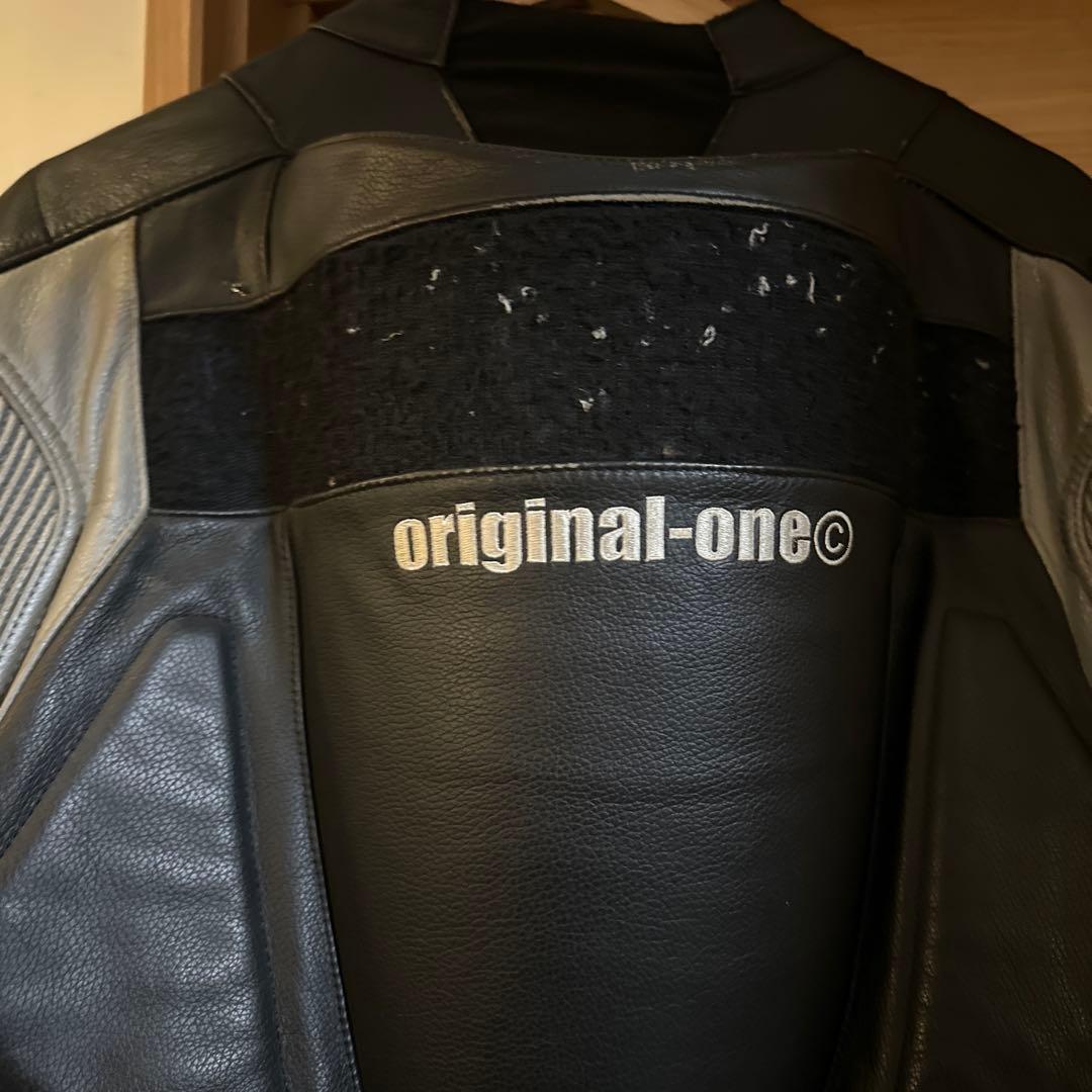 最安値　BERIK 革ツナギ　レーシングスーツ　サイズ52 ベリック　XL