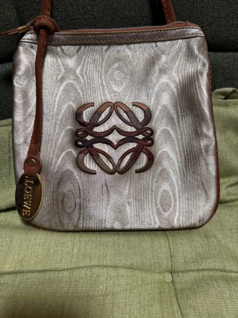 LOEWE アナグラム柄 ナイロンキャンバス ミニショルダーバッグ ポシェット