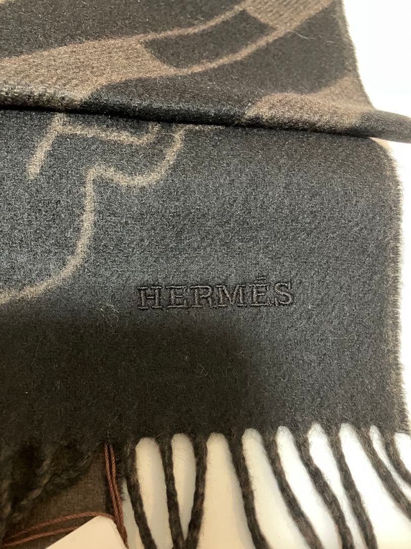 エルメス　カシミヤマフラー 《テット・ア・テット・エケストル》　新品　黒／カフェ