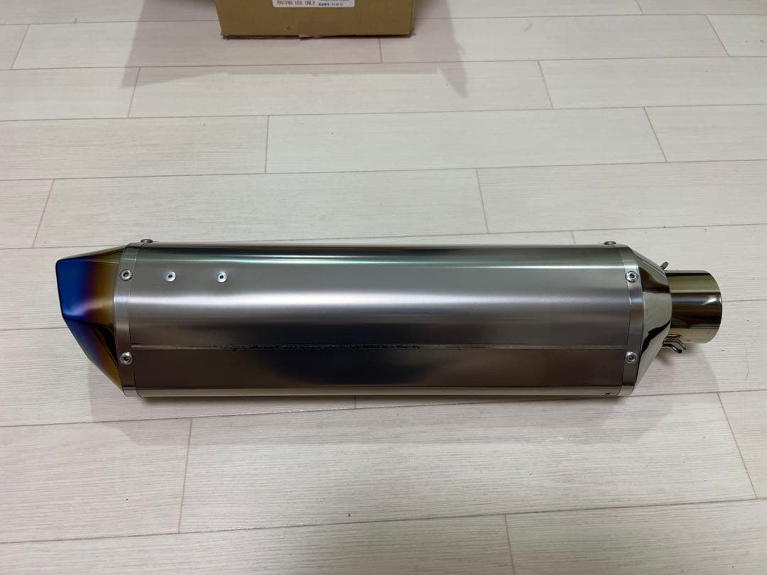 BEET:ビートR-Evo TypeII 汎用 左サイレンサー400クリアチタン