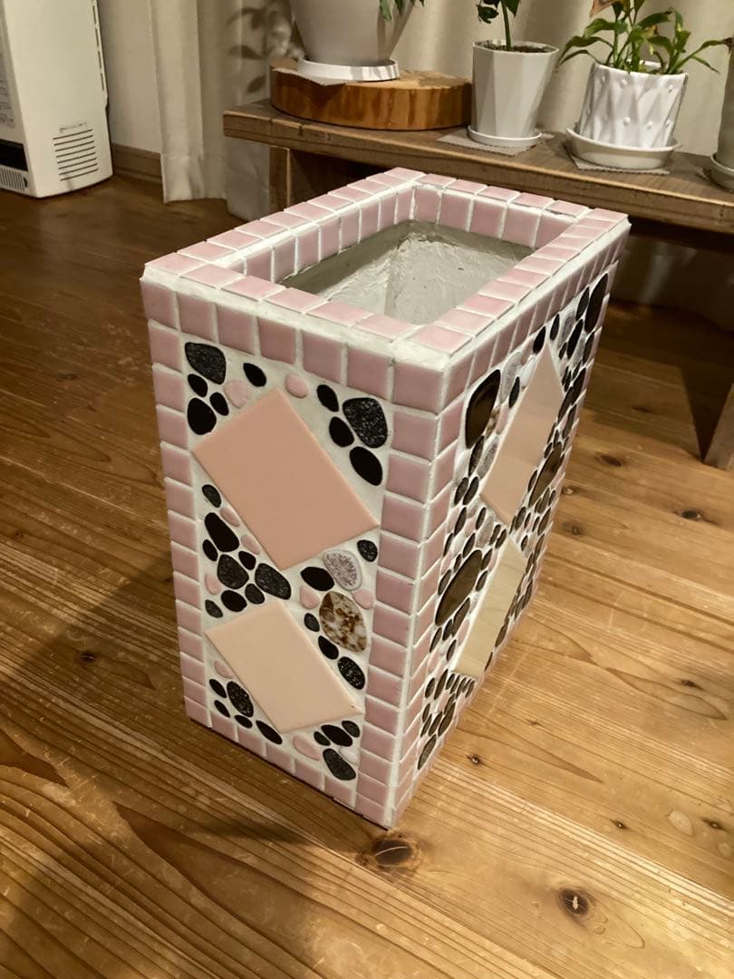 昭和レトロ　アンブレラスタンド　タイル貼り　傘立て