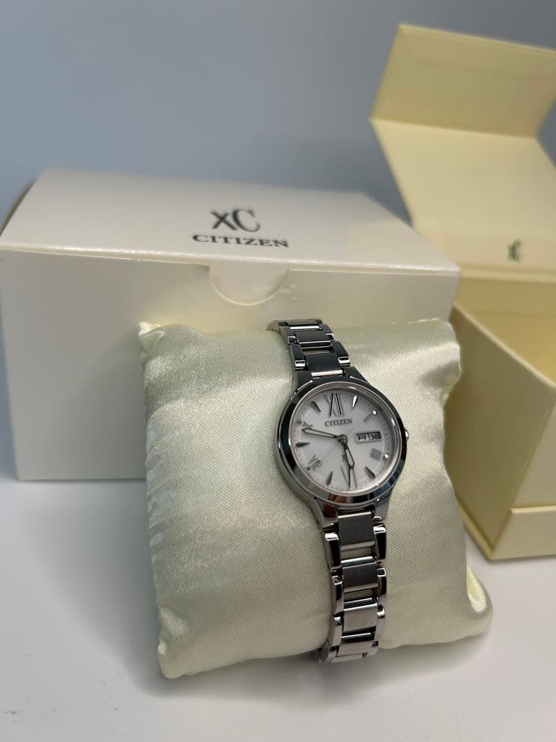 【美品】稼働品 CITIZEN XC エコドライブ レディース時計 EW3220