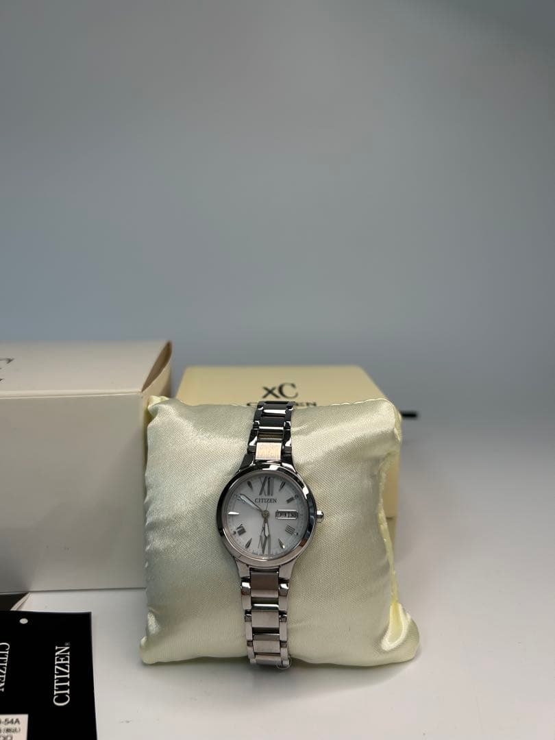 【美品】稼働品 CITIZEN XC エコドライブ レディース時計 EW3220