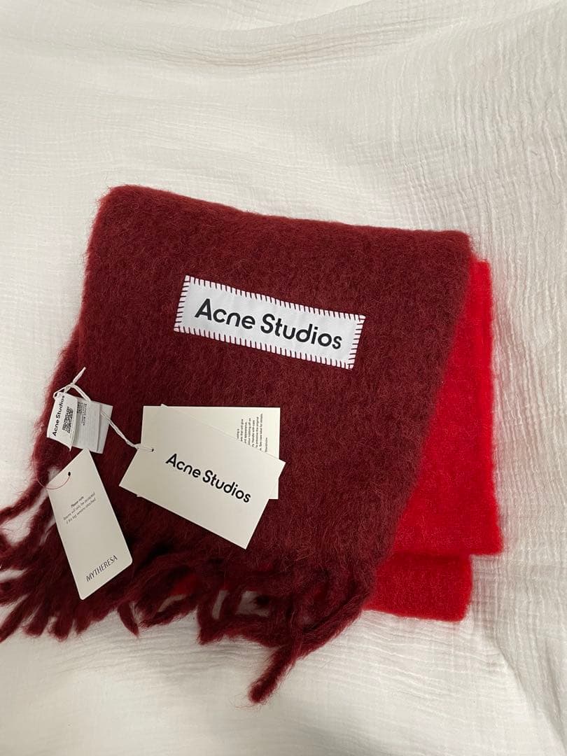 Acne Studios 赤 マフラー ストール