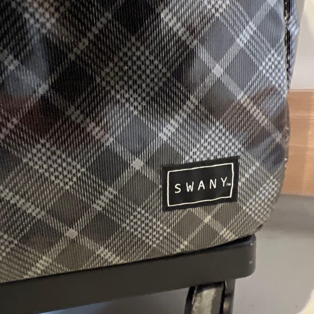SWANY チェック柄キャリーケース