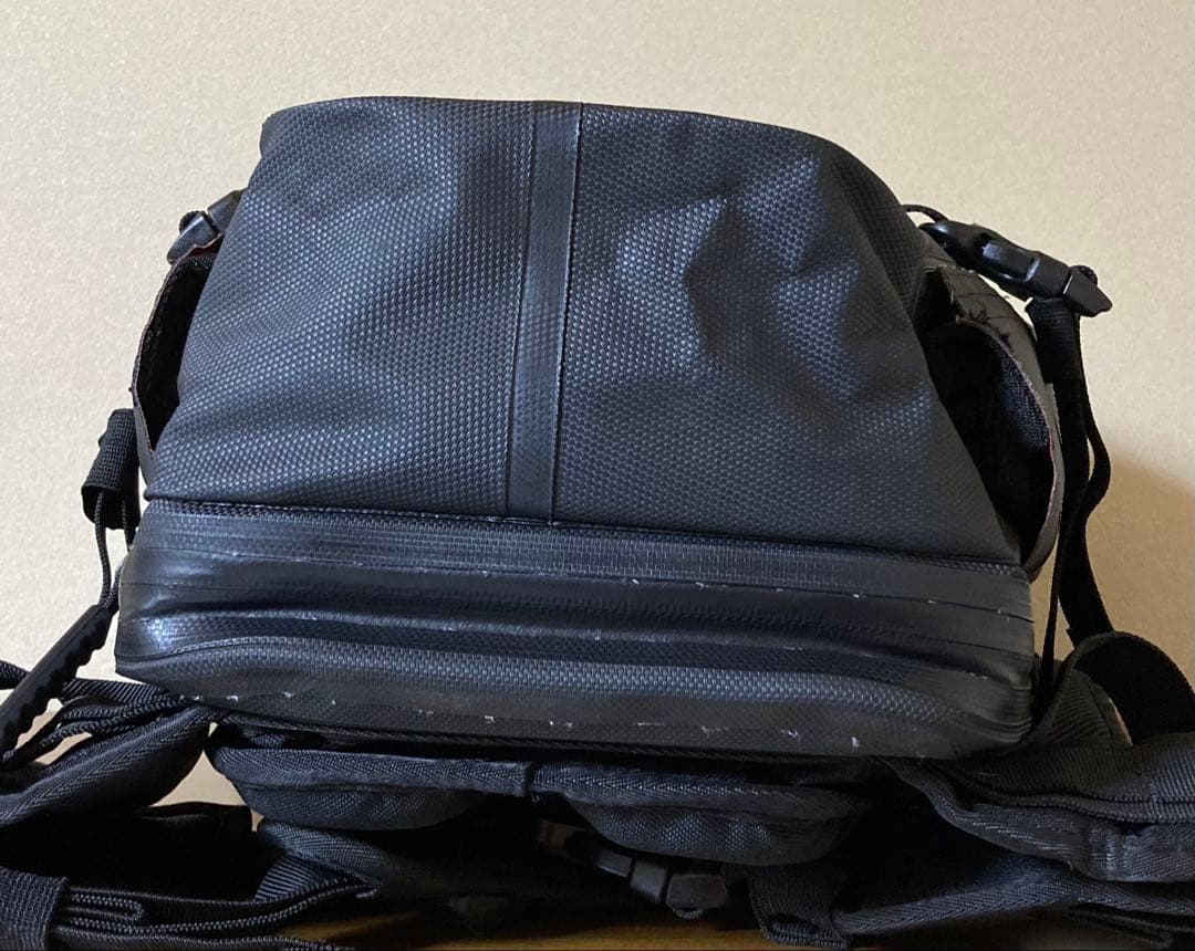 エンデュリスタン ハリケーン 25Ｌ オフロード用完全防水防塵防砂バックパック