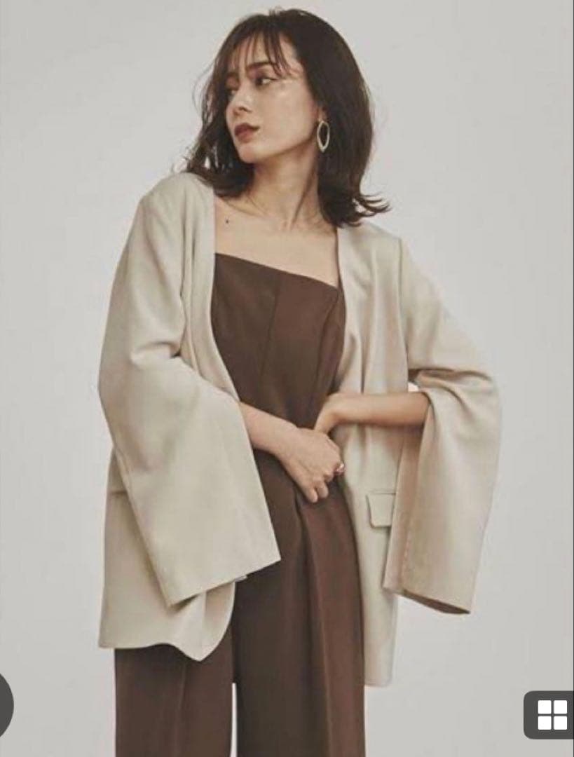 anuans スリットスリーブノーカラージャケット