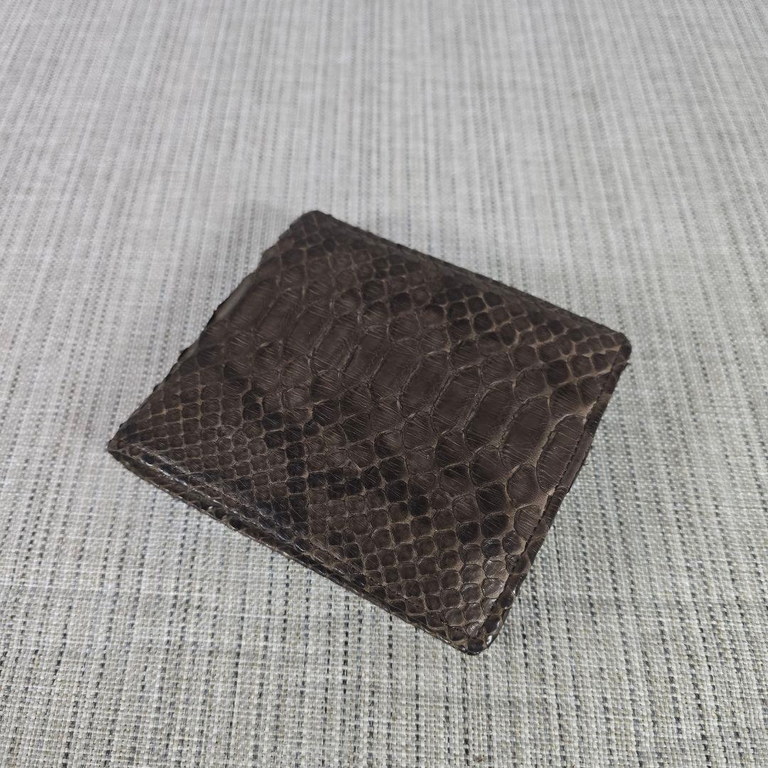 VERSACE　ヴェルサーチ　パイソン柄　ヘビ革　二つ折り財布　折り財布