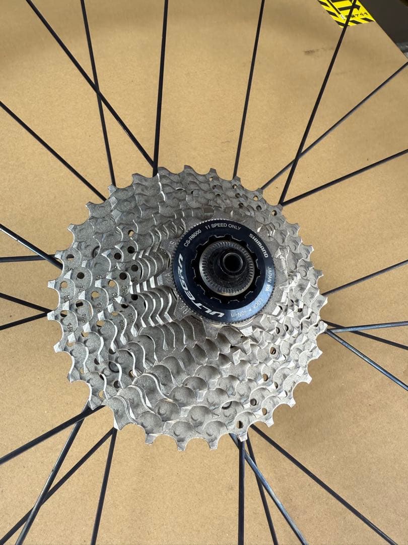 超軽量1180g FFWD f2R カーボンホイール