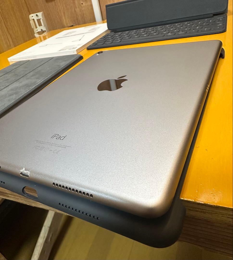 iPadPro9.7wifi 32GB + Smart Keyboard セット