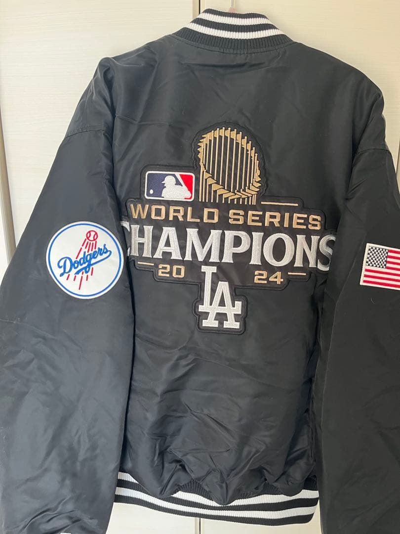 ニューエラ ドジャース 優勝スタジャン