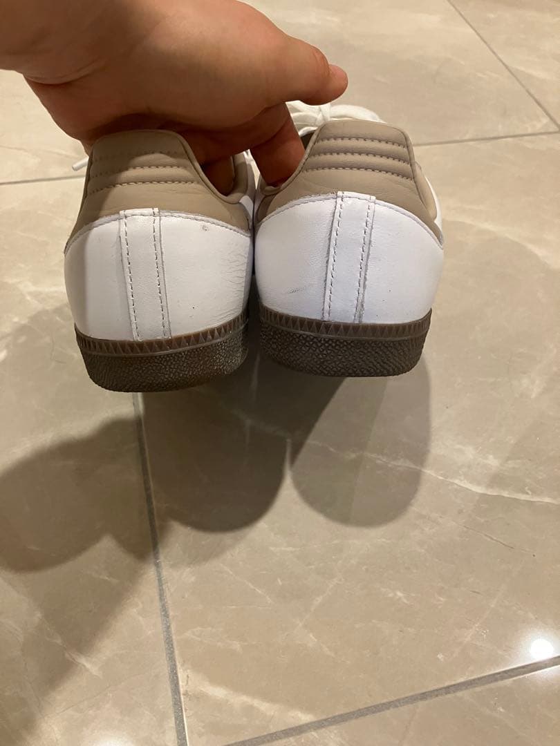 購入したばかり。adidas Samba OG スニーカー ホワイト/ベージュ