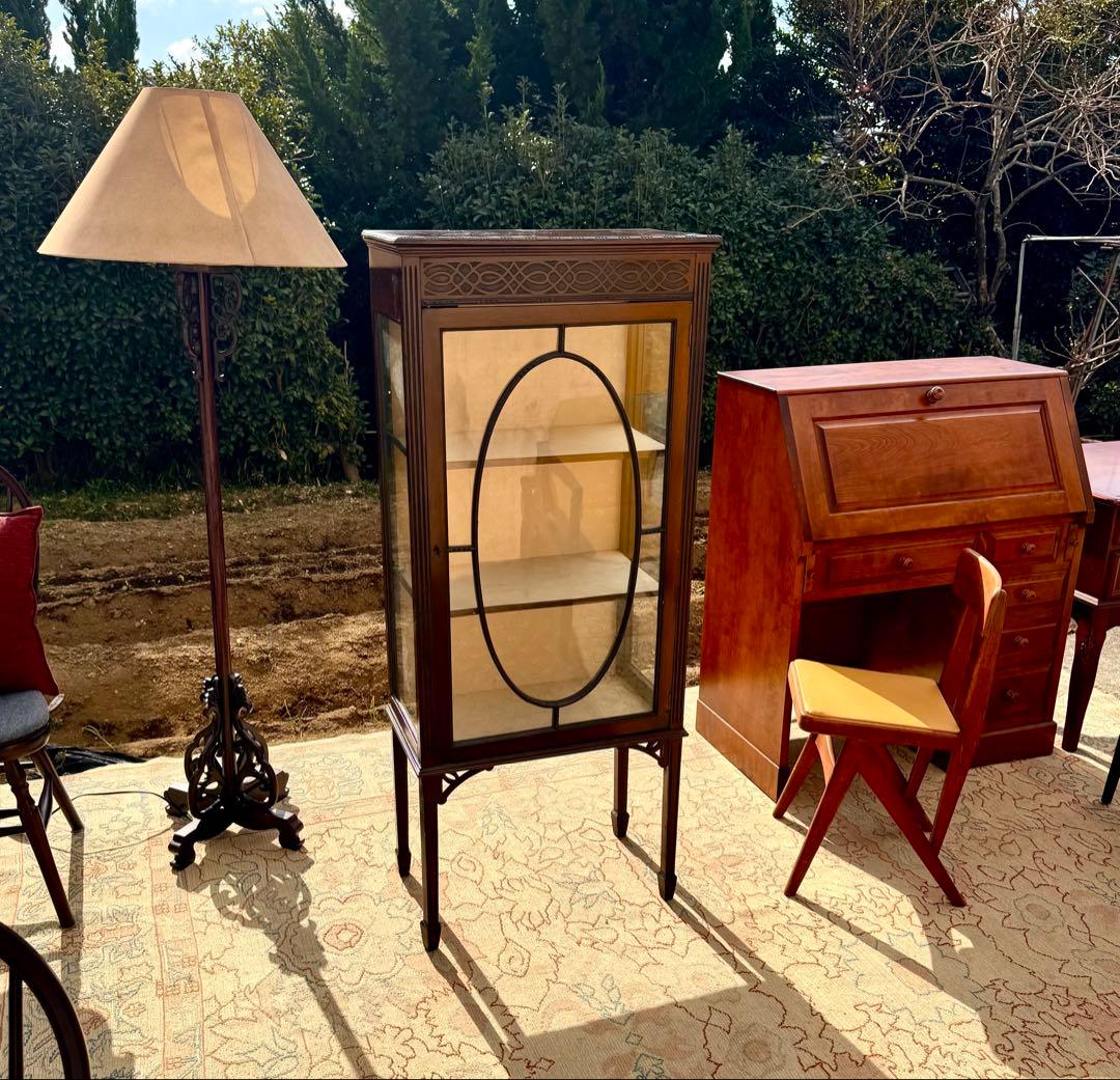 英国アンティーク 小ぶりガラスキャビネット 飾り棚