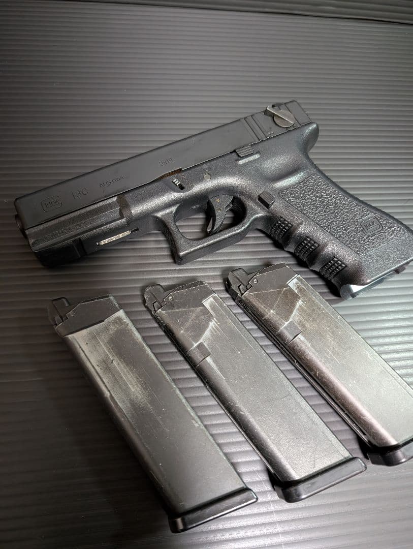 東京マルイ グロック18C マガジン3個付き
