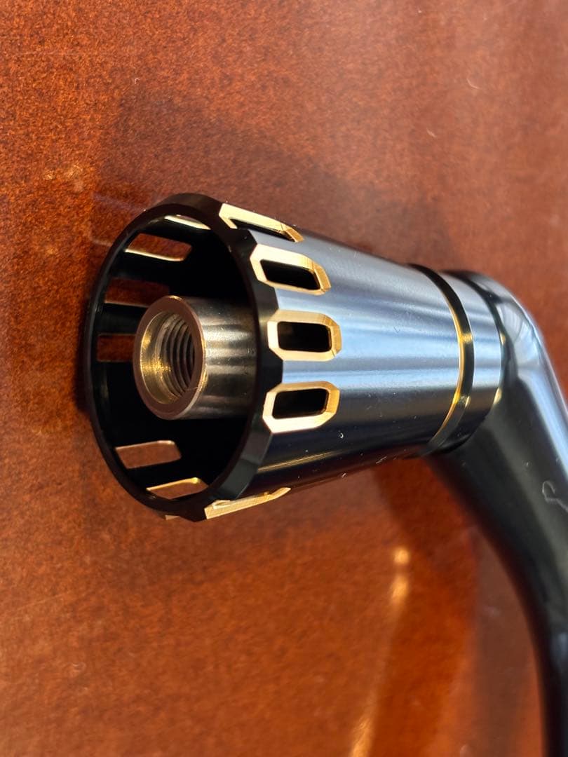 25ソルティガ25000P純正ハンドル　未使用品