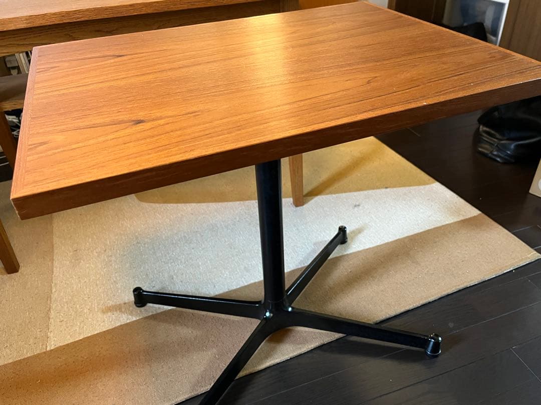 【値下】グリニッチ　カフェテーブル　小サイズ