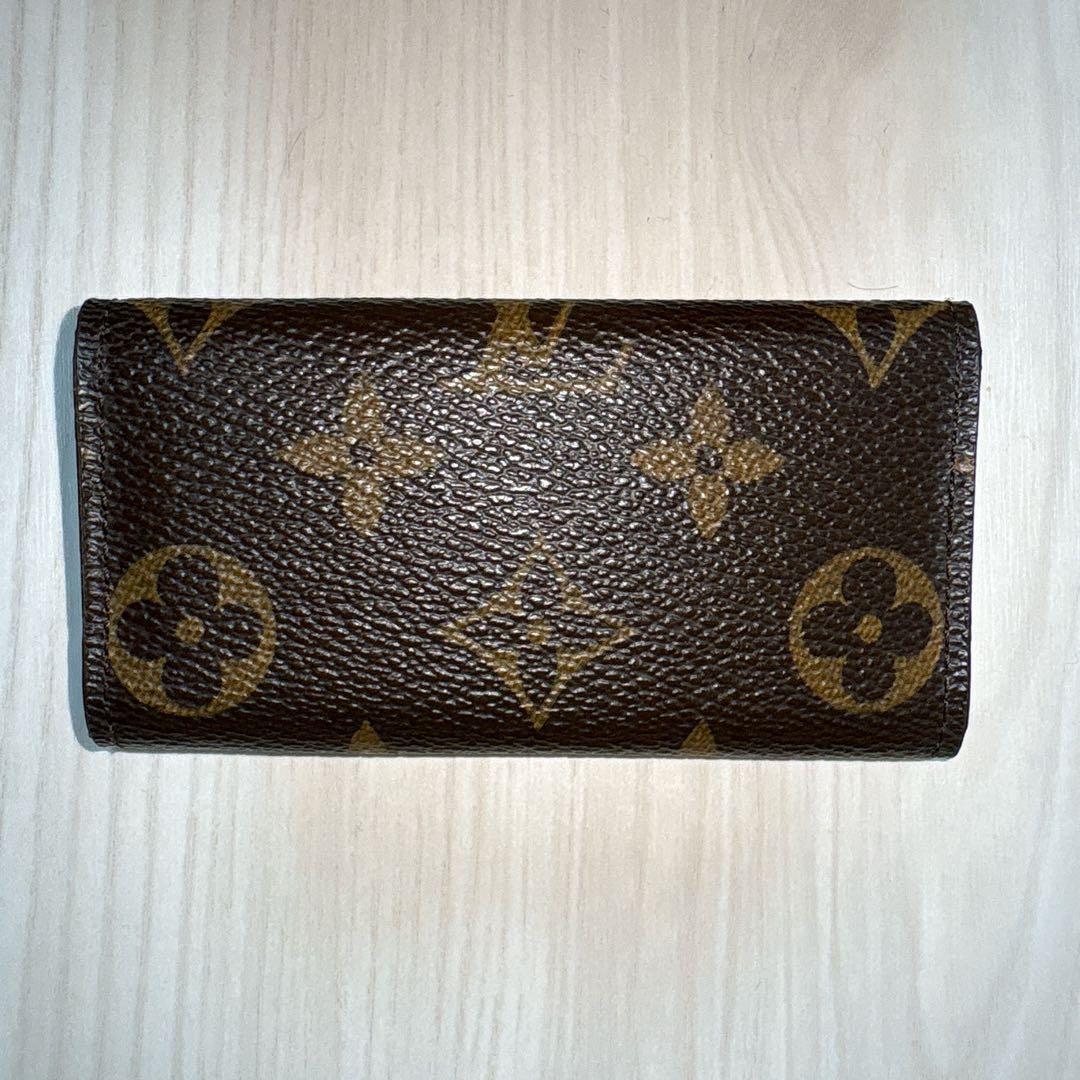 LOUIS VUITTON ルイヴィトン キーケース