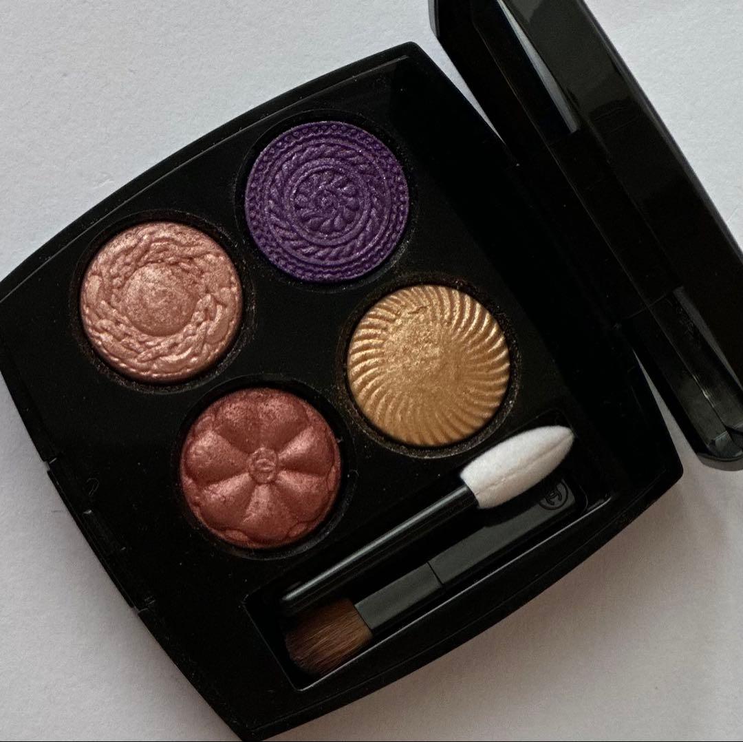 CHANEL シャネル レ キャトル オンブル ブトン 239 限定品