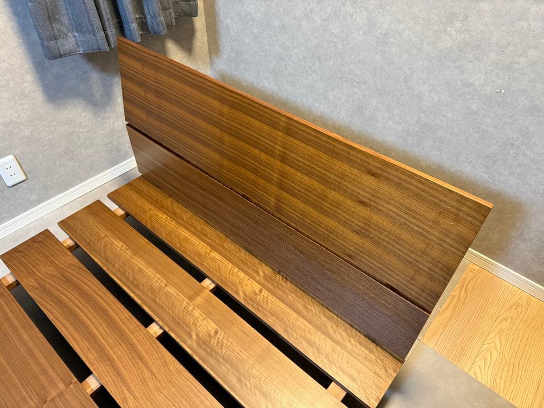 ニトリ　ベッドフレーム　ローベッド　セミダブル