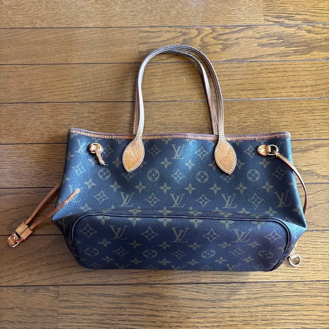 Louis Vuitton モノグラムショルダーバッグ　ヴィトン