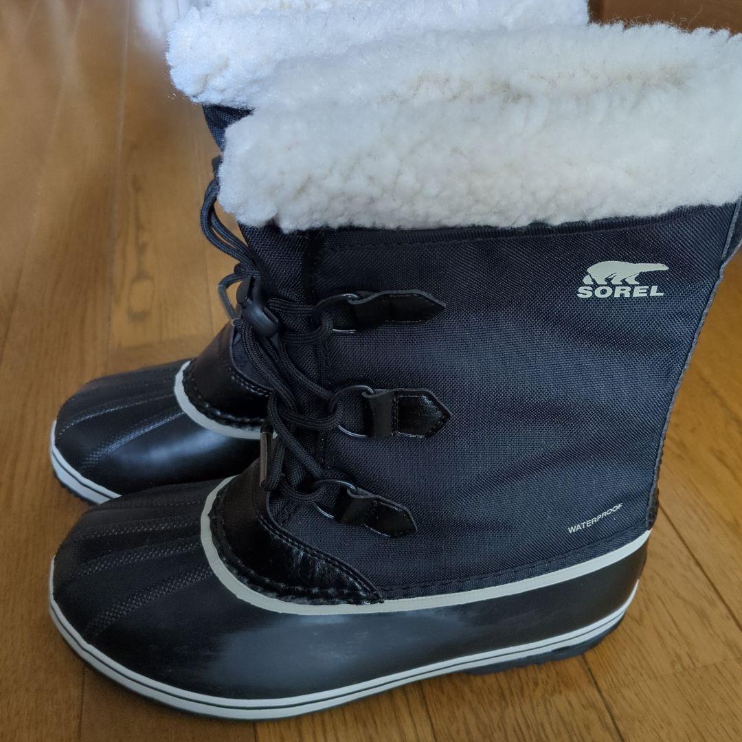 SOREL 防水ファー付きブーツ ブラック