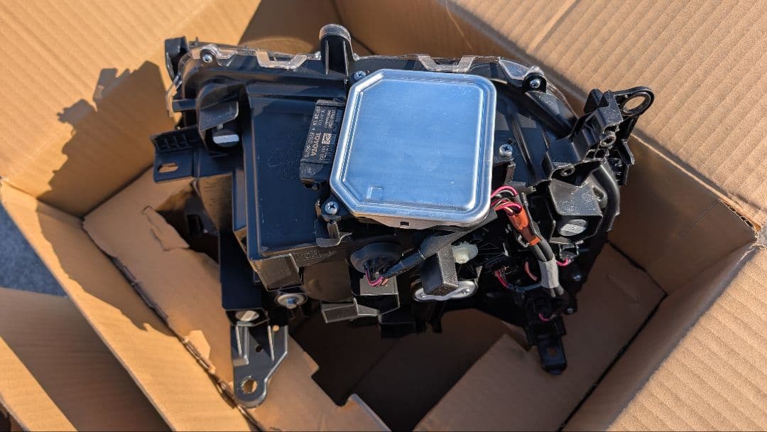 トヨタ　ランドクルーザー250 オプション　丸目ヘッドライト