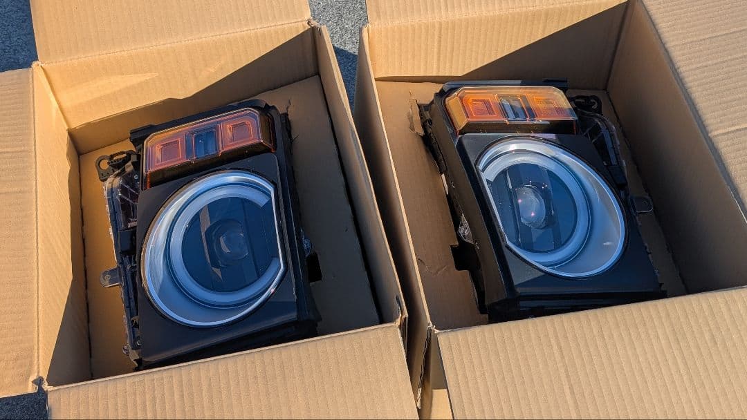 トヨタ　ランドクルーザー250 オプション　丸目ヘッドライト